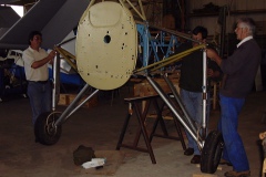 Cloison pare-feu et train d'atterrissage